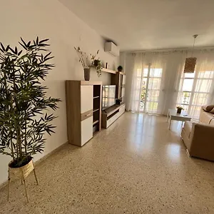 Trimar - Céntrico Con Garaje , Fuengirola España