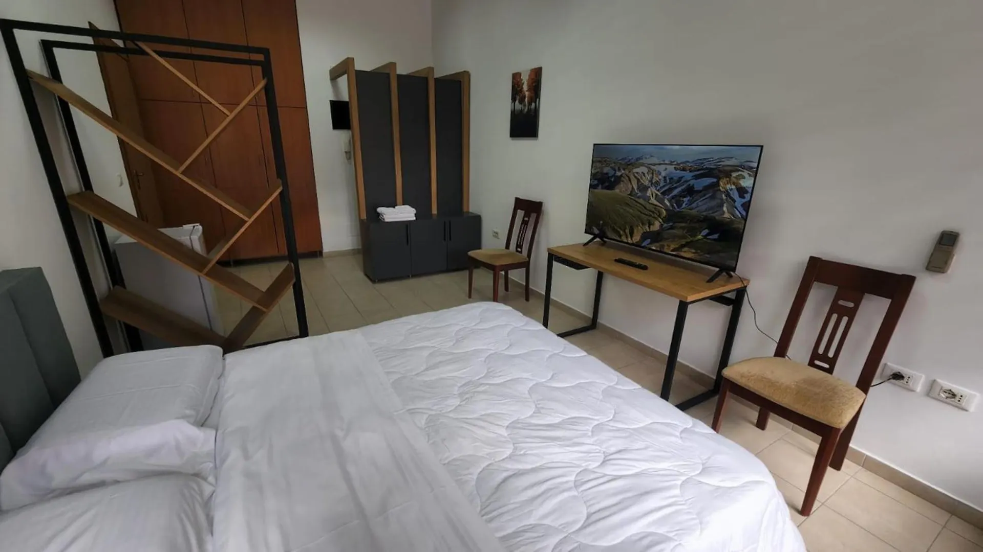 Kalpazo Home Skanderbeg Square Tirana 0*,  Albania
